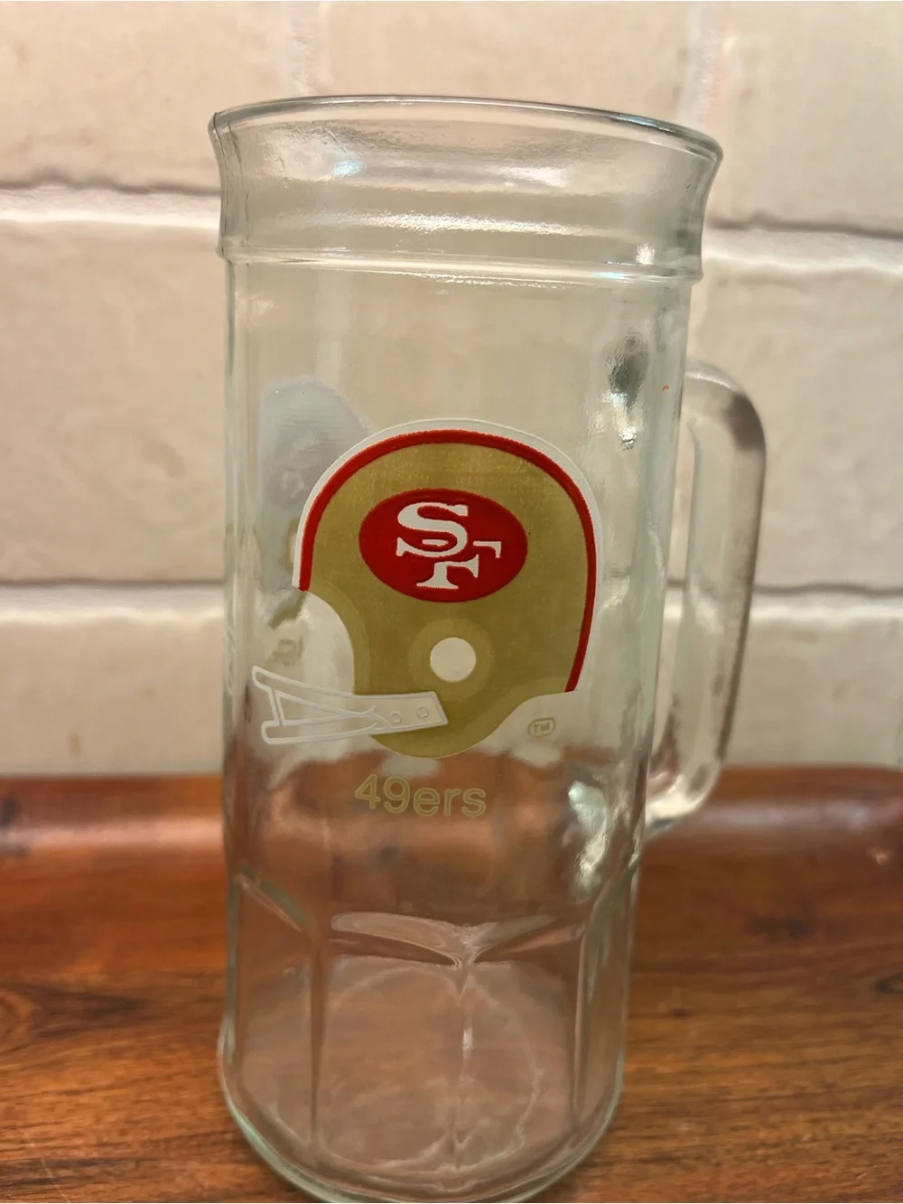San Francisco 49er tall Glass Beer Mug - Red & Gold Helmet Logo